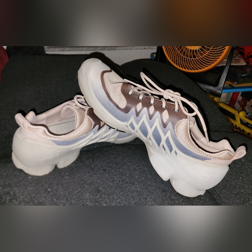 Ecco Biom Phorene Brown/Beige/Cream Women’s Sz US 9 EU 40Sneakers Shoes